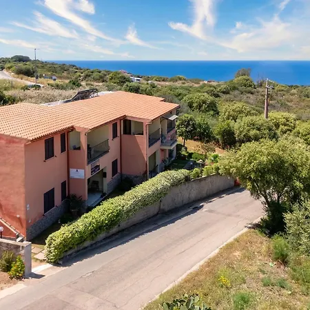Tatil Evi Sea View Isola Rossa 1 *