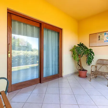 Sea View Isola Rossa 1 Tatil Evi